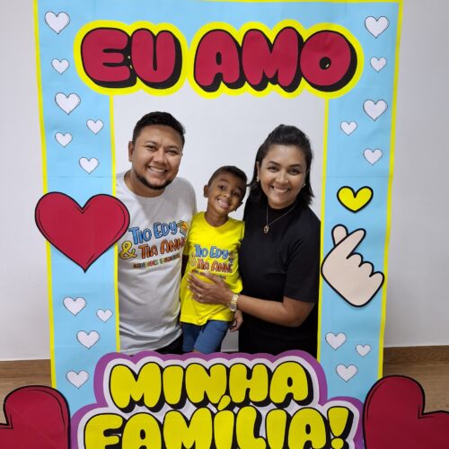 Moldura gigante "Eu amo minha família"